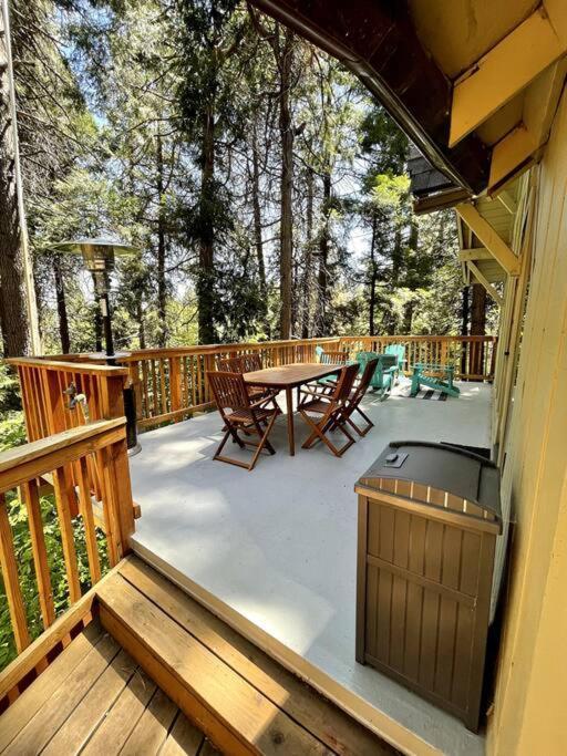 Lakes Edge Lodge A-Frame Steps Away From The Lake! Lake Arrowhead Exterior photo